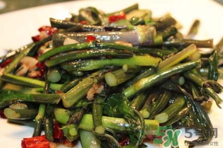 紅菜苔熱量高嗎？吃紅菜苔嗎會胖嗎？