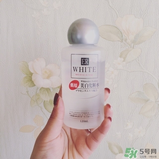 大創(chuàng)美白化妝水爽膚水怎么樣？大創(chuàng)化妝水好用嗎？