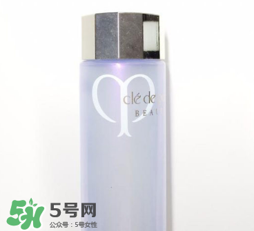 祛痘用什么護(hù)膚品好？祛痘護(hù)膚品哪個(gè)牌子好？