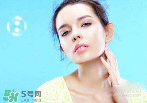 補(bǔ)水面膜一般敷多長時(shí)間？補(bǔ)水面膜敷多久？