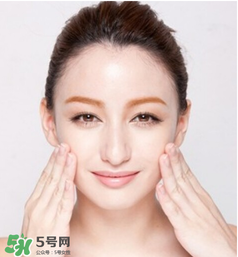精華什么年紀用？精華什么年齡開始用？