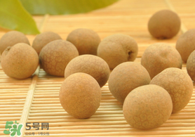 桂圓皮長霉了能吃嗎？桂圓皮發(fā)霉了里面可以吃嗎？
