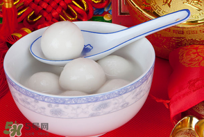 湯圓為什么會(huì)變紅？湯圓變紅有毒嗎？