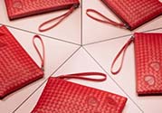 bv葆蝶家2017情人節(jié)限量包包多少錢？