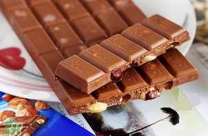 瑞士蓮巧克力是lindt還是lindor？瑞士蓮巧克力有幾種口味？
