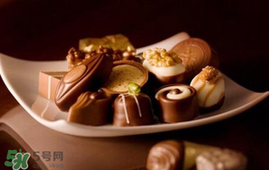 巧克力和牛奶能一起吃嗎？吃完巧克力能喝牛奶嗎？