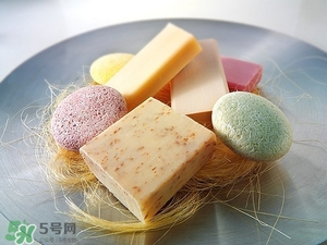 手工皂洗臉好嗎？手工皂和洗面奶哪個好？
