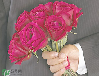 男朋友不在身邊怎樣過情人節(jié)？情人節(jié)沒有男朋友怎么過？