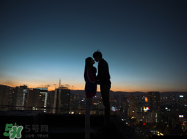 異地戀怎么過(guò)情人節(jié)？異地戀的情人節(jié)怎么過(guò)？
