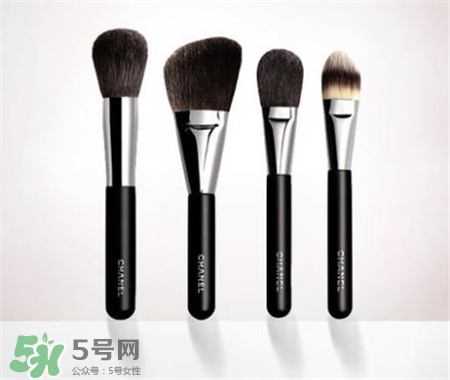粉底刷什么牌子好？好用的粉底刷推薦