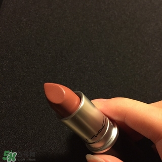 mac唇膏奶茶色是幾號？mac唇膏mocha試色