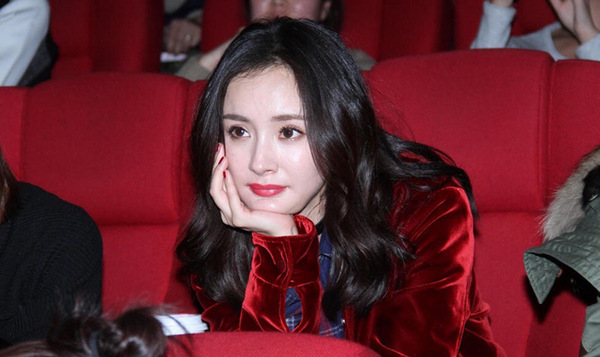 極光紅是什么顏色？極光紅口紅試色