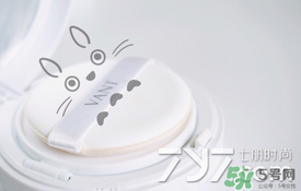 vant氣墊cc黑色和白色哪款好？vant36.5氣墊cc黑色和白色區(qū)別