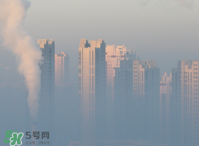霧霾一天中什么時(shí)候最嚴(yán)重？霧霾一天中什么時(shí)候最輕？