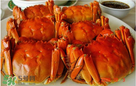 春天吃螃蟹應(yīng)該選公的好還是母的好？春天螃蟹是公的好還是母的？