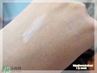 貝玲妃高光棒怎么用？貝玲妃高光棒使用方法