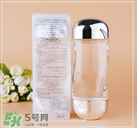 ipsa流金水含酒精嗎？茵芙莎流金水有酒精嗎？