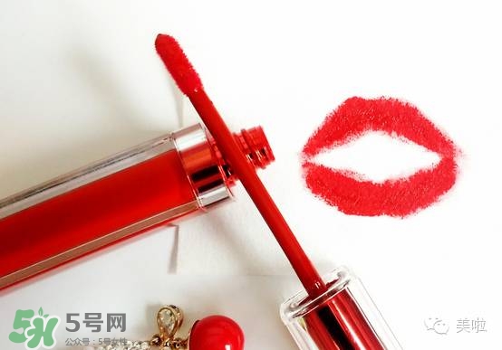 唇釉顯唇紋怎么辦？不顯唇紋的唇釉推薦？