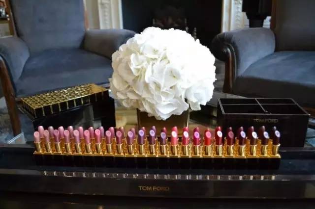 tom ford和迪奧哪個好？tom ford口紅和dior口紅哪個好？