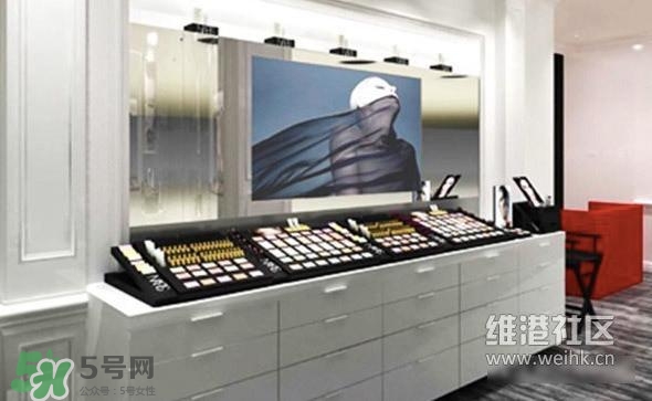tom ford和nars哪個(gè)好？tom ford和nars唇膏口紅對(duì)比