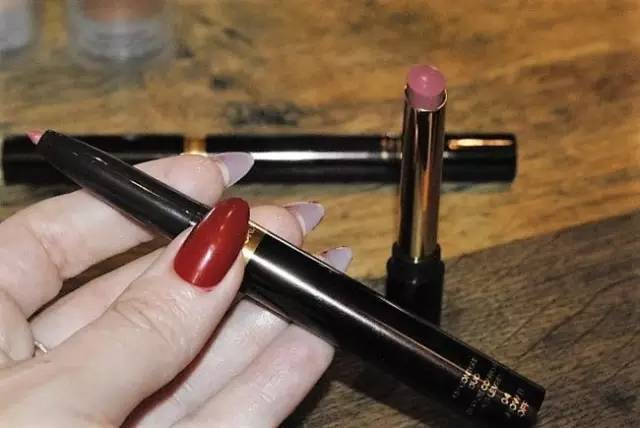 tom ford和迪奧哪個好？tom ford口紅和dior口紅哪個好？