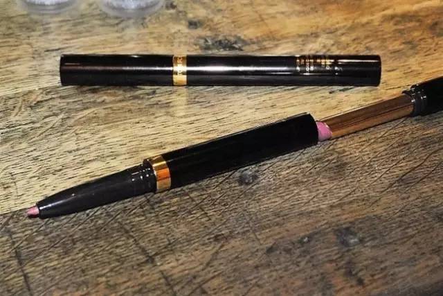 tom ford和迪奧哪個好？tom ford口紅和dior口紅哪個好？