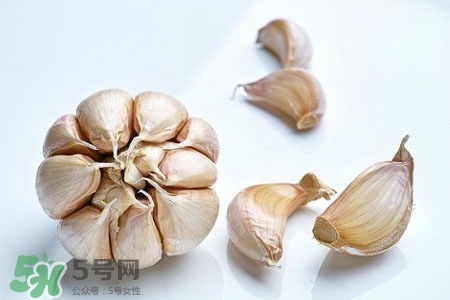 大蒜可以預(yù)防禽流感嗎？預(yù)防禽流感能吃大蒜嗎？