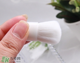 canmake花瓣高光怎么用？canmake花瓣雕刻高光使用方法