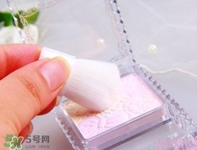 canmake花瓣高光怎么用？canmake花瓣雕刻高光使用方法