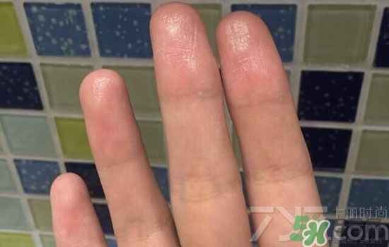 安耐曬金瓶怎么樣？安耐曬金瓶好用嗎？
