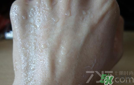 安耐曬金瓶怎么樣？安耐曬金瓶好用嗎？