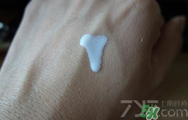安耐曬金瓶怎么樣？安耐曬金瓶好用嗎？