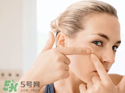 便秘對皮膚有什么影響？便秘對身體有什么危害？