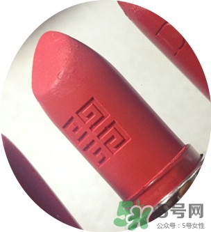 紀梵希小羊皮是啞光嗎？紀梵希小羊皮干不干？