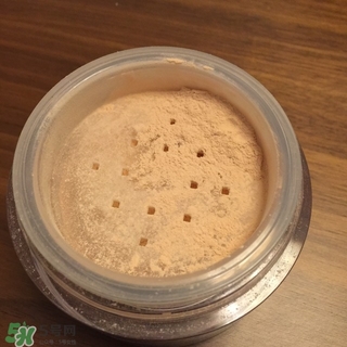 bareminerals什么值得買？bareminerals貝茗明星產(chǎn)品