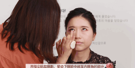 干玫瑰色妝容怎么化？干玫瑰色妝容畫法步驟