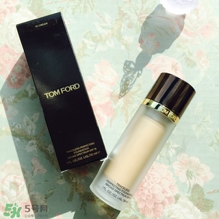 tom ford粉底液方和圓哪個(gè)好？tom ford粉底液方管圓管區(qū)別