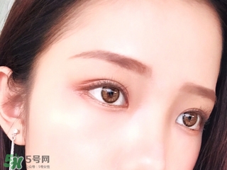 紅棕色適合什么膚色？紅棕色適合黃皮嗎？