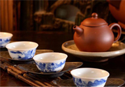 紫砂壺怎么養(yǎng)包漿最快？如何養(yǎng)壺使包漿更漂亮？