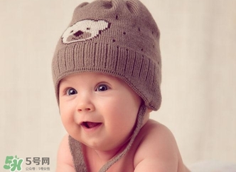 4月份出生的寶寶穿什么衣服？四月份寶寶穿衣搭配