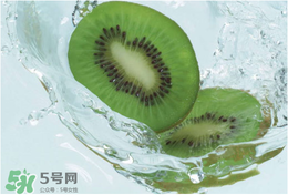 獼猴桃里面的黃芯可以吃嗎？獼猴桃里面變黃了能吃嗎？