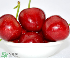 櫻桃用鹽水泡多久？櫻桃為什么要用鹽水泡？