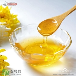 嘴唇干燥是什么原因？嘴唇干裂脫皮怎么辦？