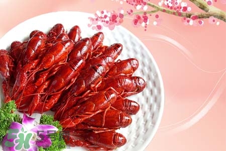小龍蝦剛死可以吃嗎？小龍蝦死了能吃嗎？