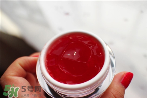 紅酒面膜可以天天敷嗎？紅酒面膜敷完臉用洗嗎？