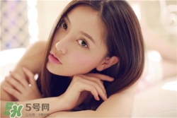 假體隆胸老了會(huì)怎么樣？假體隆胸會(huì)引發(fā)乳腺疾病嗎？