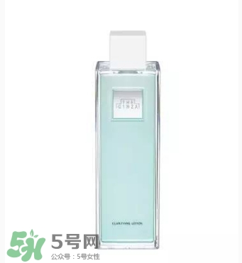 the ginza化妝水粉色和藍色哪個好？the ginza化妝水粉色藍色區(qū)別