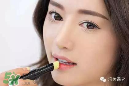 啞光口紅是什么意思？啞光口紅干嗎