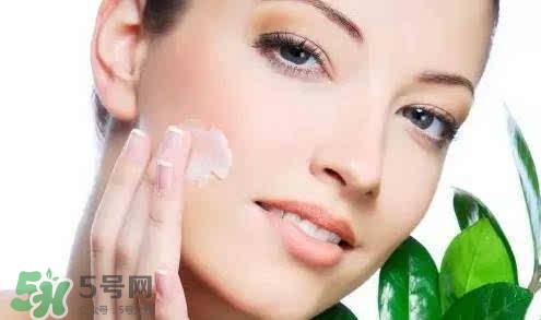 bb霜會悶痘嗎？bb霜悶痘怎么辦？