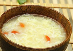 酒釀蛋真能豐胸嗎？酒釀蛋怎么吃豐胸？